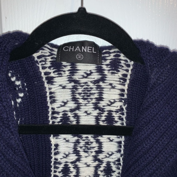 CHANEL Métiers d'Art 2018 Paris-Hamburg Cardigan - Picture 8 of 17